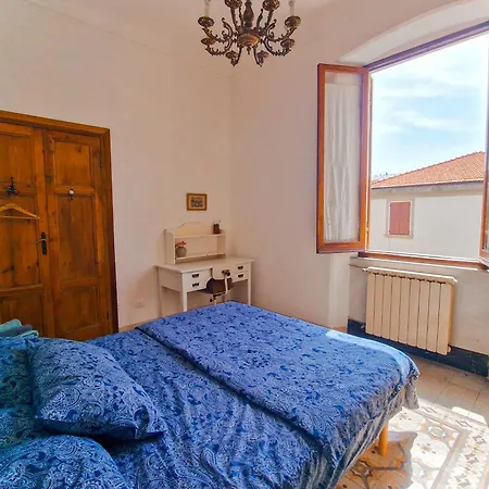 La Casa Di Ella La Spezia