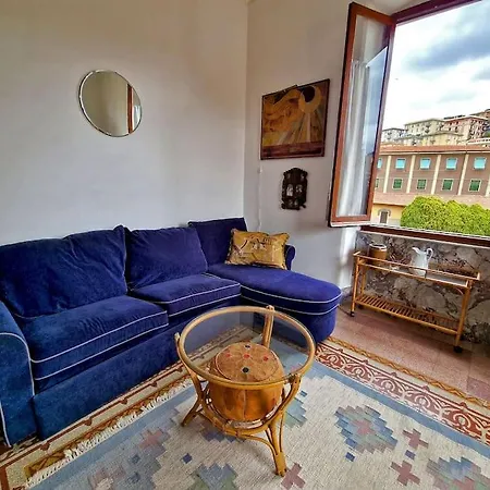Apartment La Casa Di Ella La Spezia